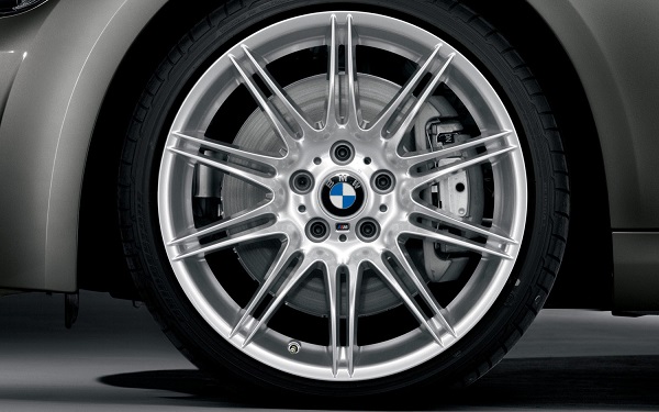 Thương hiệu lốp xe ô tô BMW sử dụng